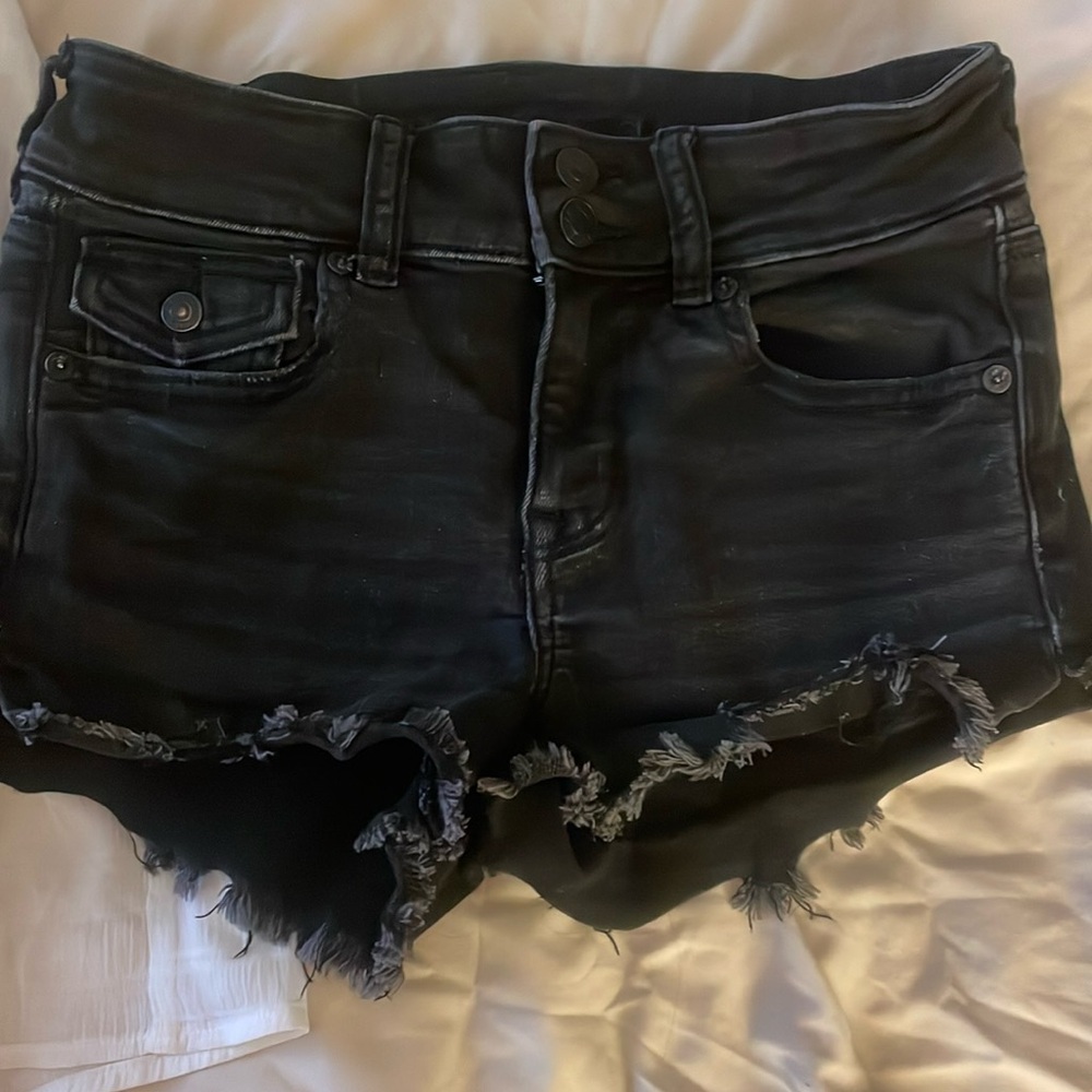 american eagle balck denim shorts